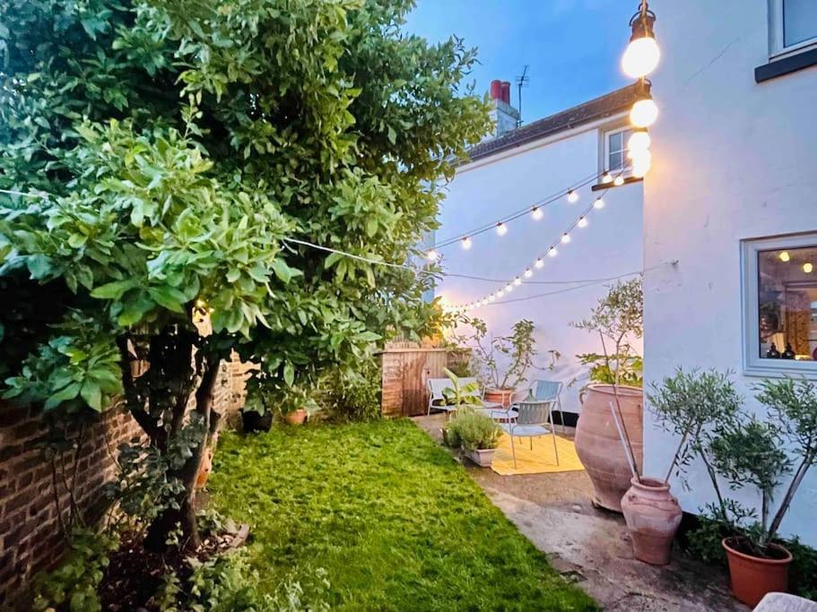 Northdene Cottage - Cosy Old Fisherman'S Cottage Two Mins From Sea - Free Parking - Wood Burning Stove - Roll Top Bath - Dog Friendly Deal Eksteriør billede