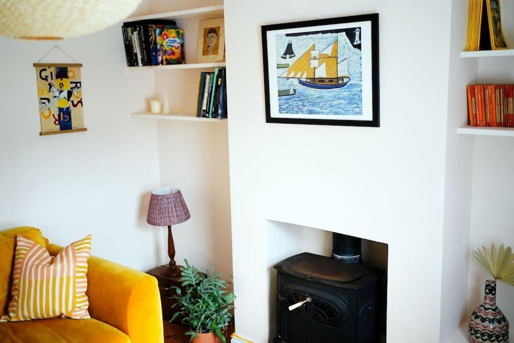 Northdene Cottage - Cosy Old Fisherman'S Cottage Two Mins From Sea - Free Parking - Wood Burning Stove - Roll Top Bath - Dog Friendly Deal Eksteriør billede
