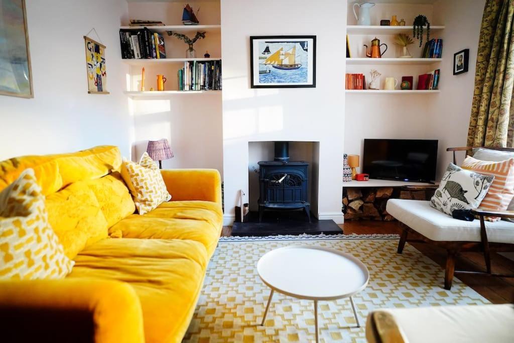 Northdene Cottage - Cosy Old Fisherman'S Cottage Two Mins From Sea - Free Parking - Wood Burning Stove - Roll Top Bath - Dog Friendly Deal Eksteriør billede