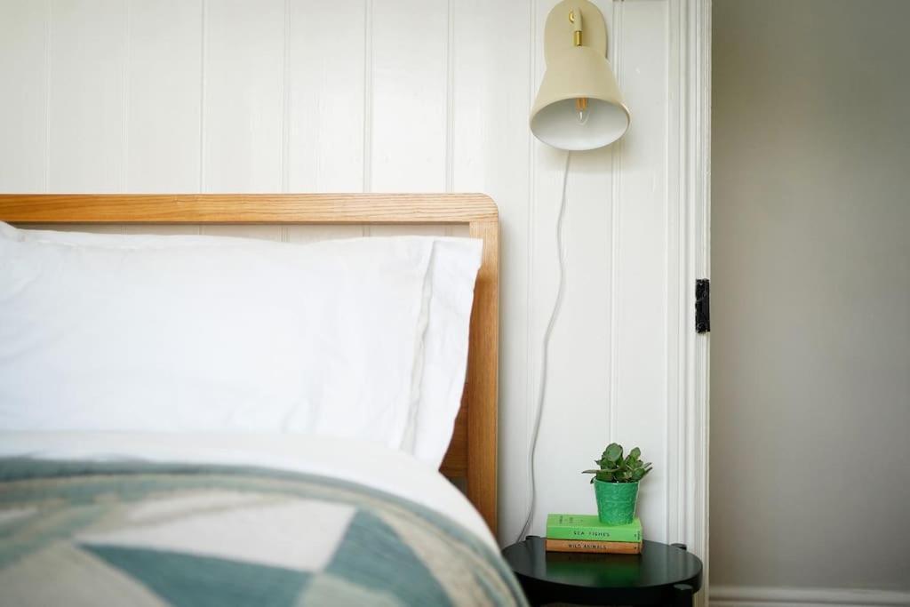 Northdene Cottage - Cosy Old Fisherman'S Cottage Two Mins From Sea - Free Parking - Wood Burning Stove - Roll Top Bath - Dog Friendly Deal Eksteriør billede